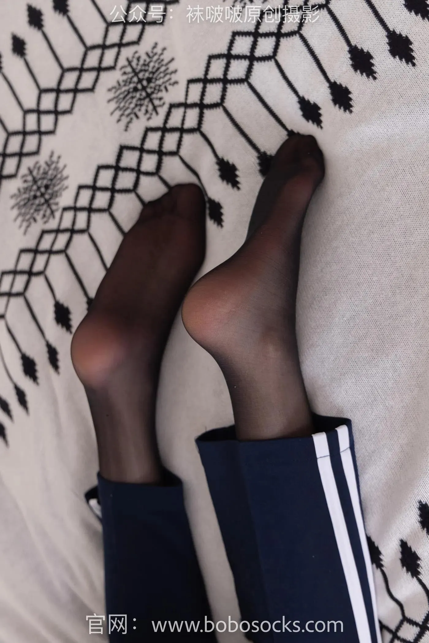 [BoBoSocks袜啵啵]NO.135 小甜豆-高跟鞋、黑丝（脚尖透明款）、裸足 [140P]插图2